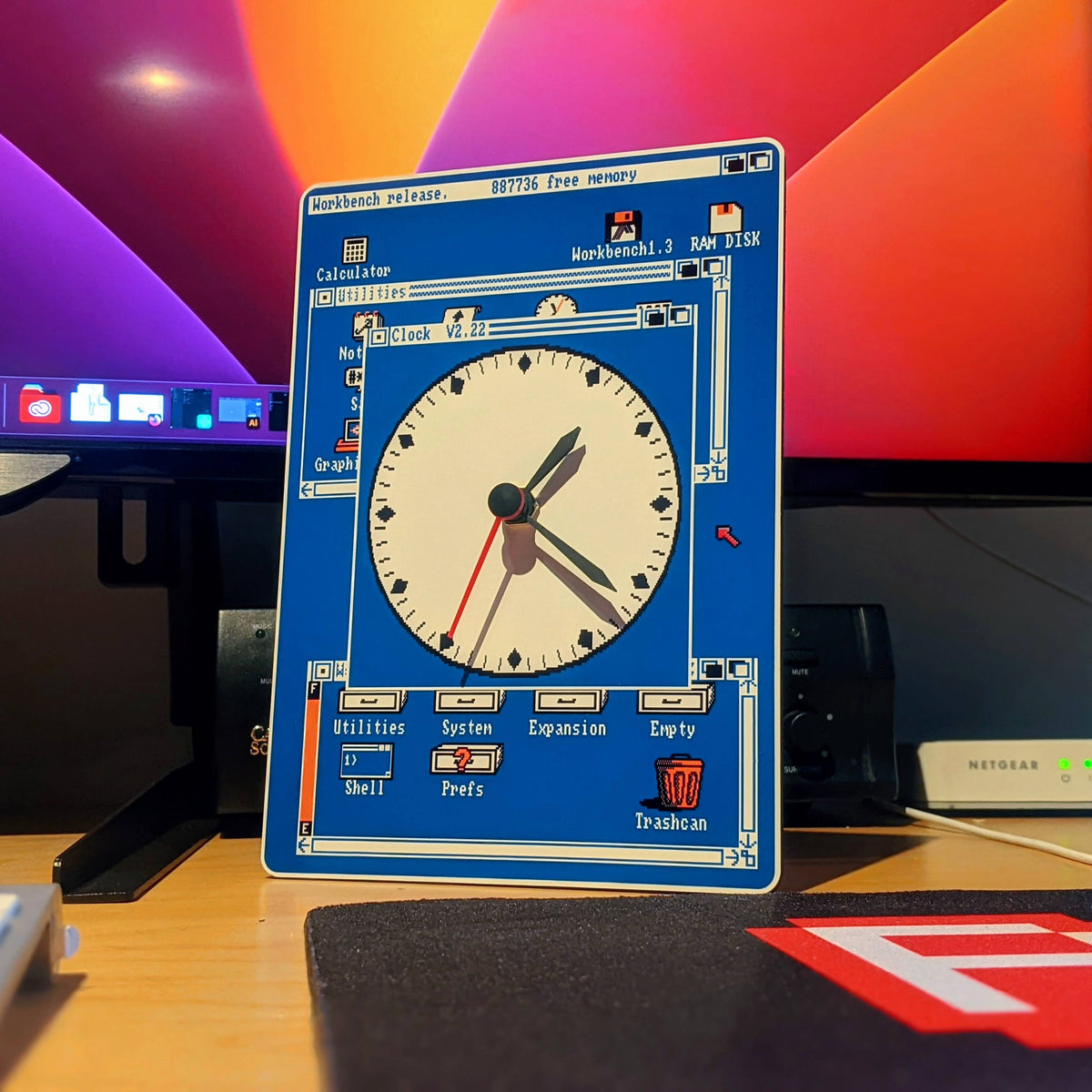 Amiga Workbench Desktop Small Desk Wall Clock Divine Handcraft amiga-workbench-desktop-small-desk-wall-clock-divine-handcraft